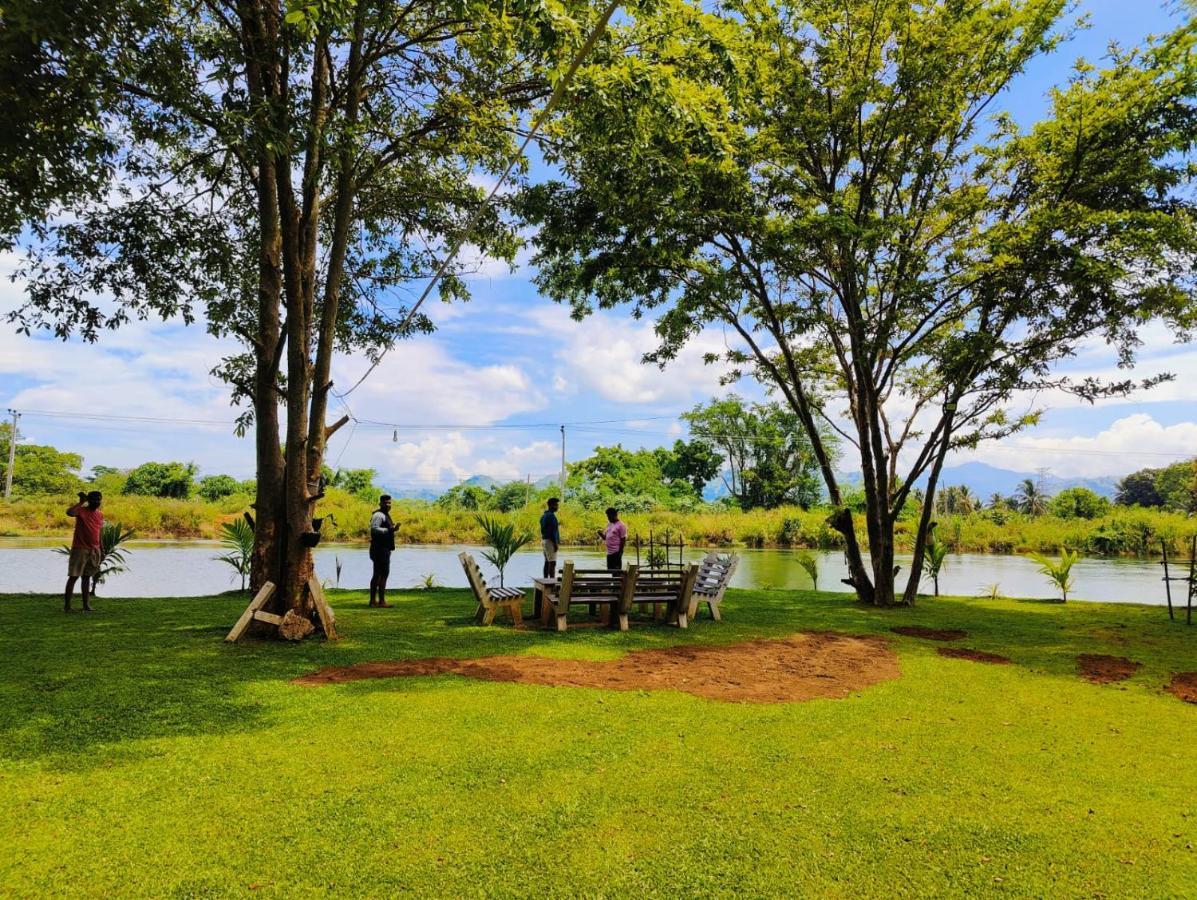 Canal Side Safari Resort Удавалаве Экстерьер фото